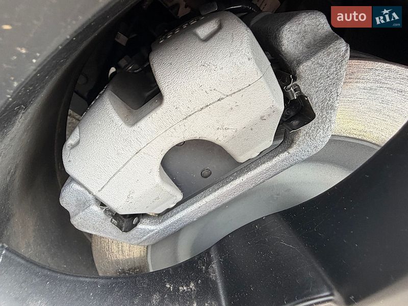 Позашляховик / Кросовер Tesla Model Y 2026 в Рівному фото 22 Позашляховик / Кросовер Tesla Model Y 2026 в Рівному