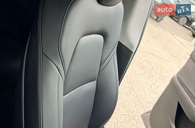 Внедорожник / Кроссовер Tesla Model Y 2021 в Дрогобыче