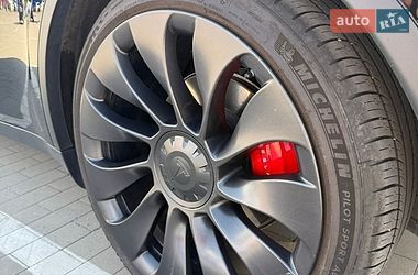 Позашляховик / Кросовер Tesla Model Y 2021 в Вінниці