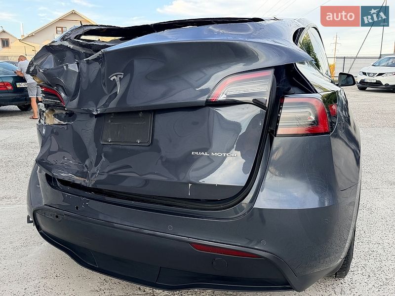 Внедорожник / Кроссовер Tesla Model Y 2022 в Дрогобыче