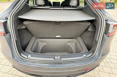 Позашляховик / Кросовер Tesla Model Y 2023 в Львові