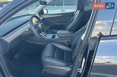 Внедорожник / Кроссовер Tesla Model Y 2024 в Киеве