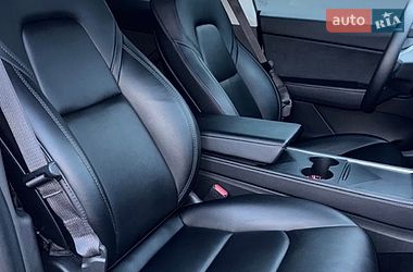 Внедорожник / Кроссовер Tesla Model Y 2021 в Харькове