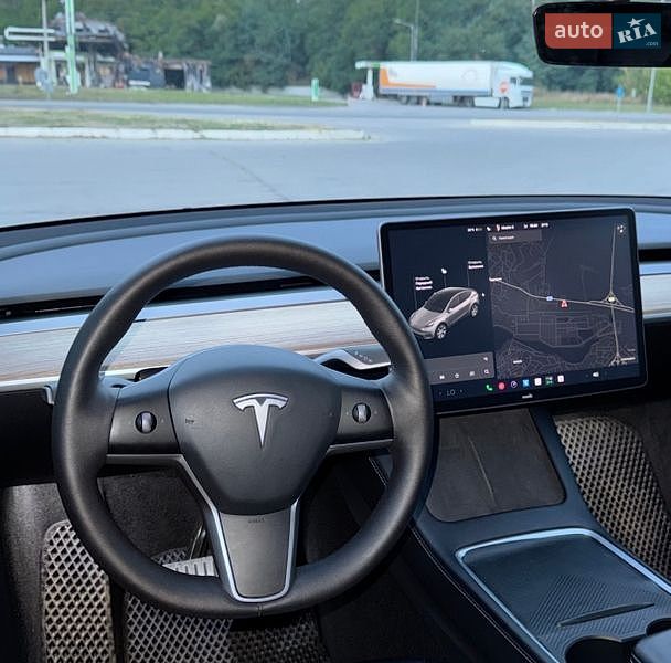 Внедорожник / Кроссовер Tesla Model Y 2021 в Харькове