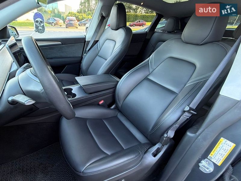 Позашляховик / Кросовер Tesla Model Y 2023 в Києві