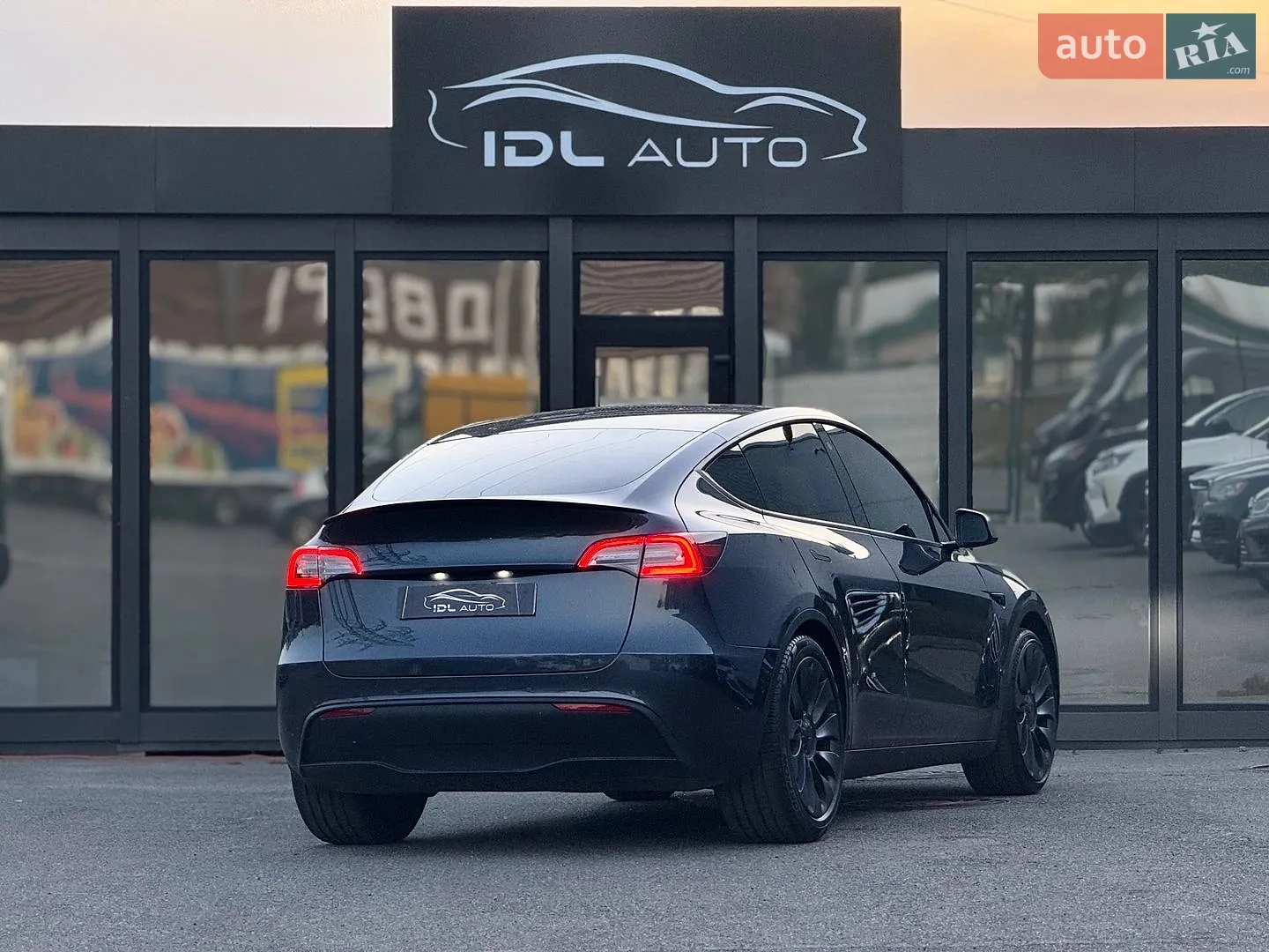 2021 Tesla Model Y - мініатюра 4