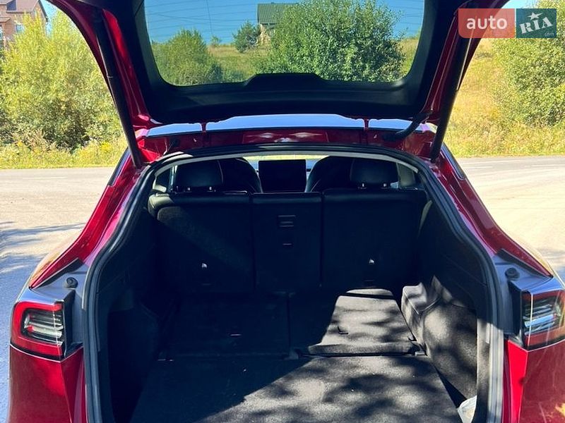 Позашляховик / Кросовер Tesla Model Y 2022 в Тернополі