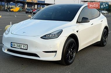 Позашляховик / Кросовер Tesla Model Y 2020 в Києві