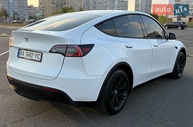 Позашляховик / Кросовер Tesla Model Y 2020 в Києві