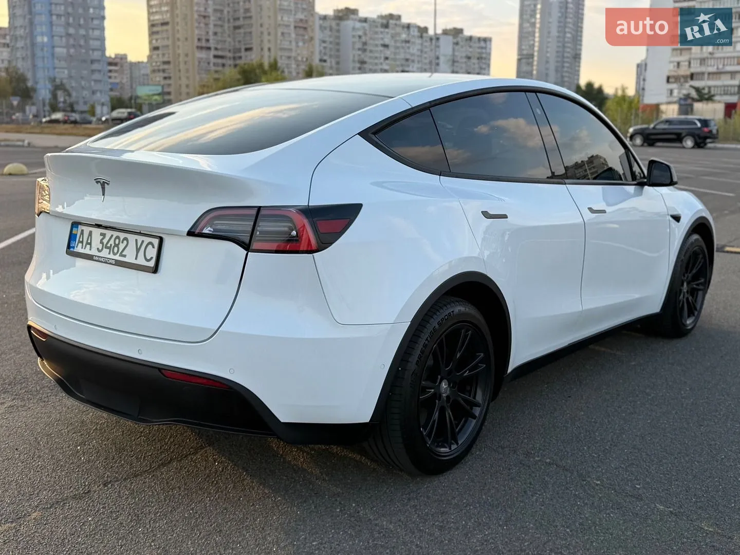 2020 Tesla Model Y - мініатюра 7