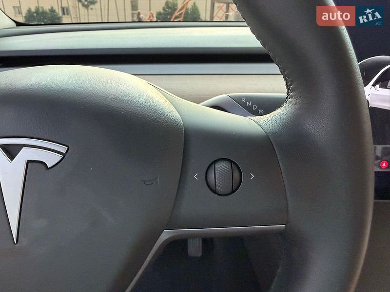 Позашляховик / Кросовер Tesla Model Y 2020 в Києві