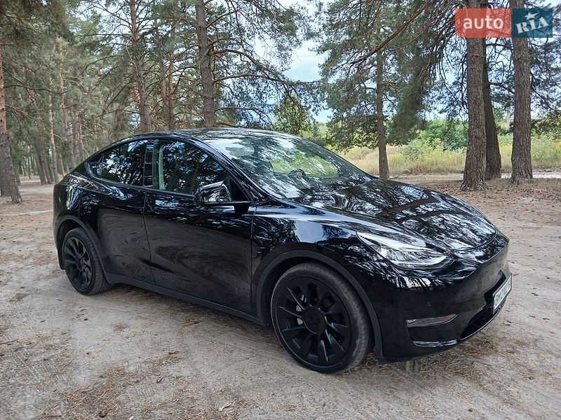 Позашляховик / Кросовер Tesla Model Y 2022 в Сумах