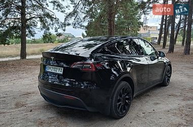 Позашляховик / Кросовер Tesla Model Y 2022 в Сумах