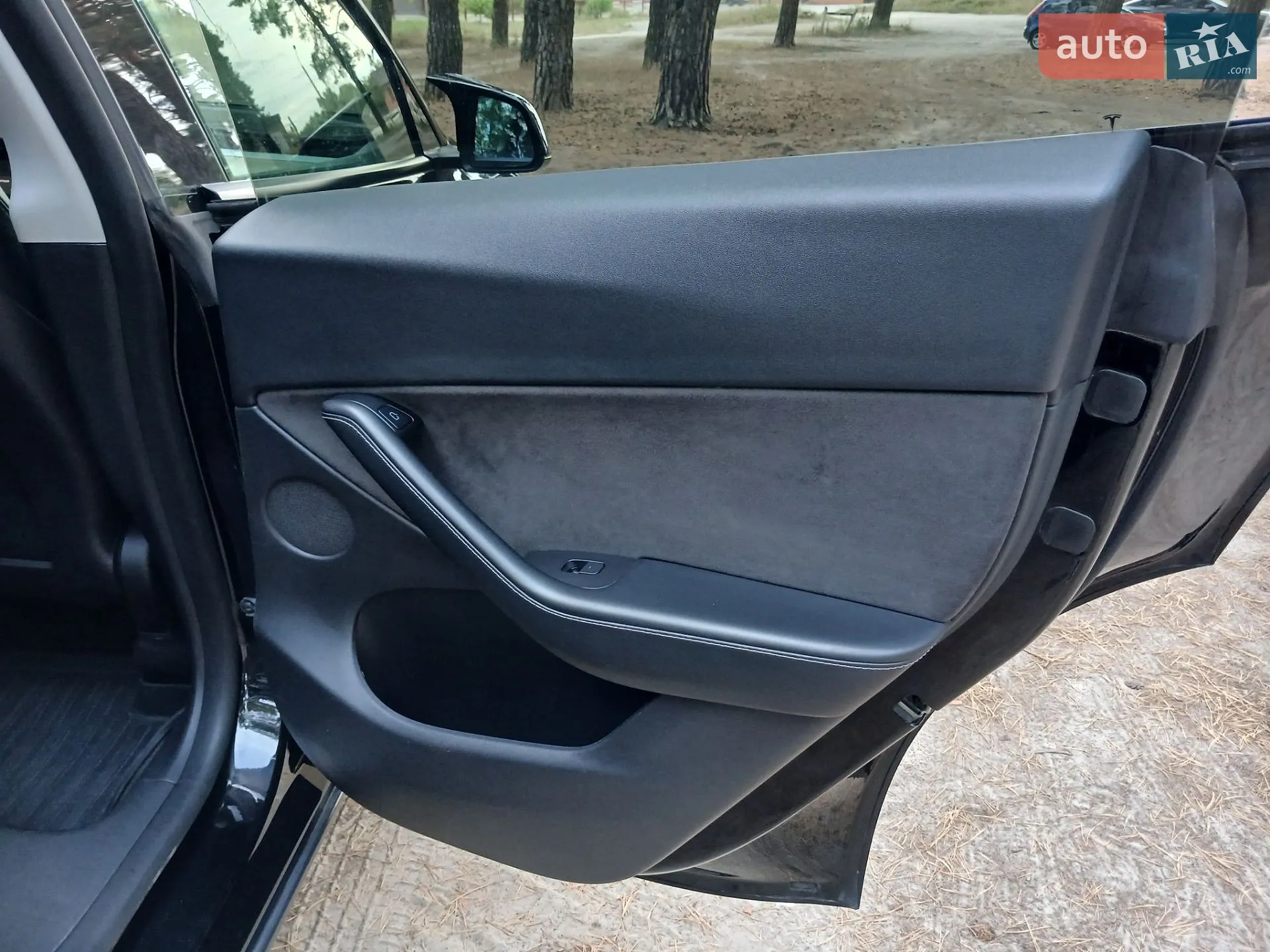 2022 Tesla Model Y - мініатюра 15
