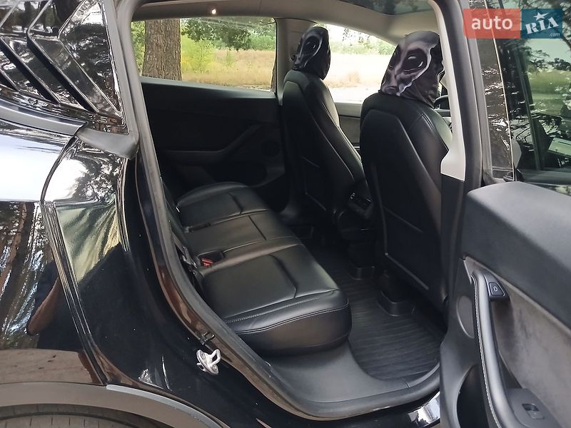 Позашляховик / Кросовер Tesla Model Y 2022 в Сумах