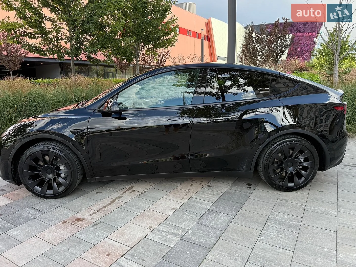 2023 Tesla Model Y - мініатюра 10