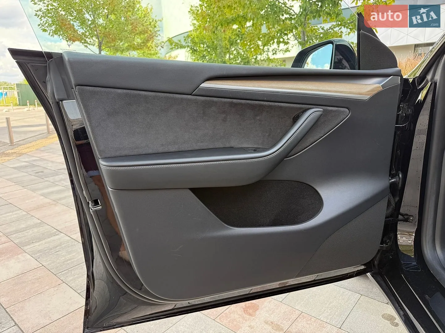 2023 Tesla Model Y - мініатюра 25