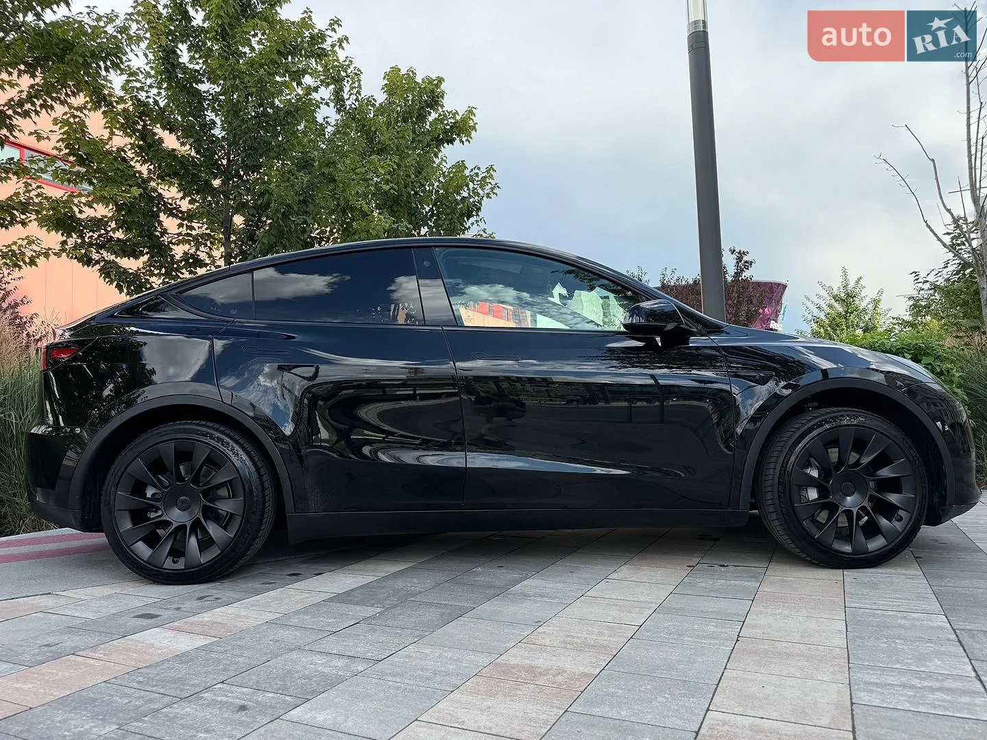2023 Tesla Model Y - мініатюра 11