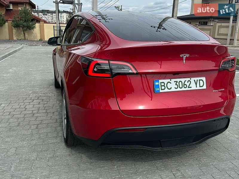 Позашляховик / Кросовер Tesla Model Y 2023 в Львові