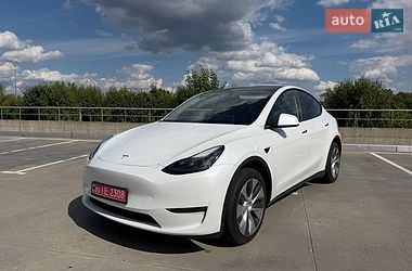 Внедорожник / Кроссовер Tesla Model Y 2020 в Киеве