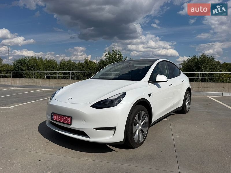 Tesla Model Y 2020