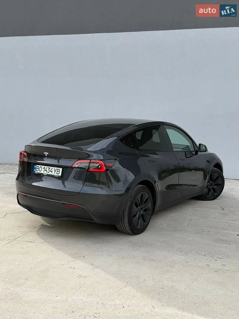 2025 Tesla Model Y - мініатюра 29