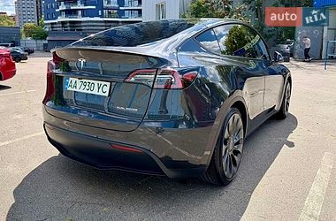 Внедорожник / Кроссовер Tesla Model Y 2024 в Ирпене