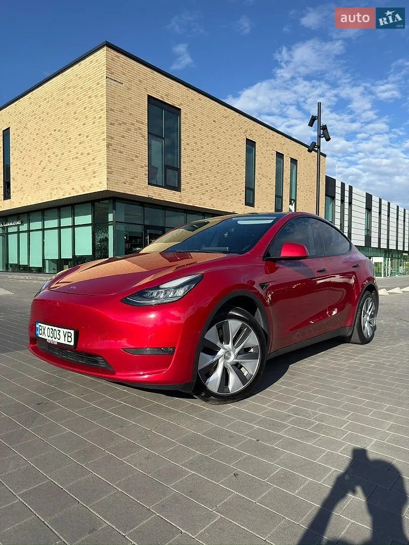 2022 Tesla Model Y - фото 1