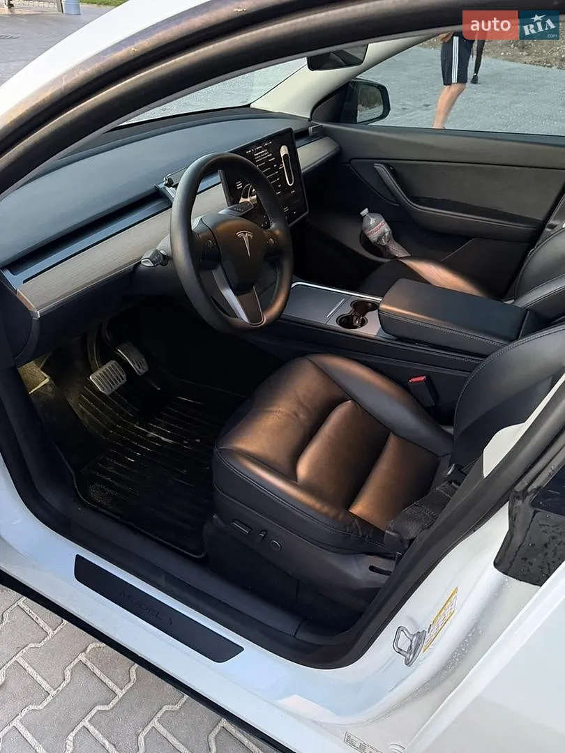 2022 Tesla Model Y - мініатюра 17