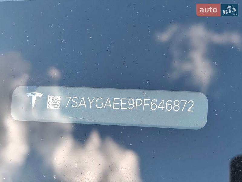 Внедорожник / Кроссовер Tesla Model Y 2023 в Киеве