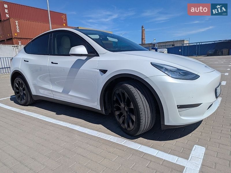 Позашляховик / Кросовер Tesla Model Y 2021 в Тернополі