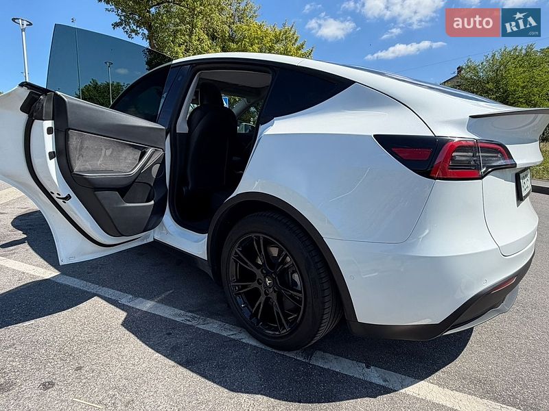 Позашляховик / Кросовер Tesla Model Y 2021 в Вінниці фото 10 Позашляховик / Кросовер Tesla Model Y 2021 в Вінниці