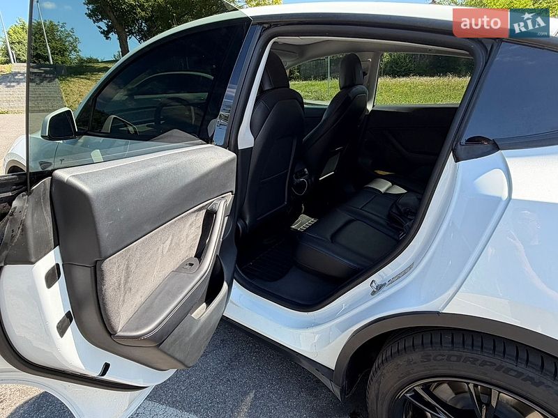 Позашляховик / Кросовер Tesla Model Y 2021 в Вінниці фото 22 Позашляховик / Кросовер Tesla Model Y 2021 в Вінниці