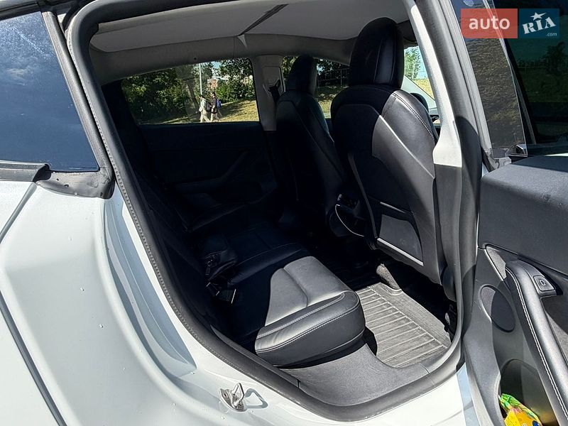 Позашляховик / Кросовер Tesla Model Y 2021 в Вінниці фото 26 Позашляховик / Кросовер Tesla Model Y 2021 в Вінниці