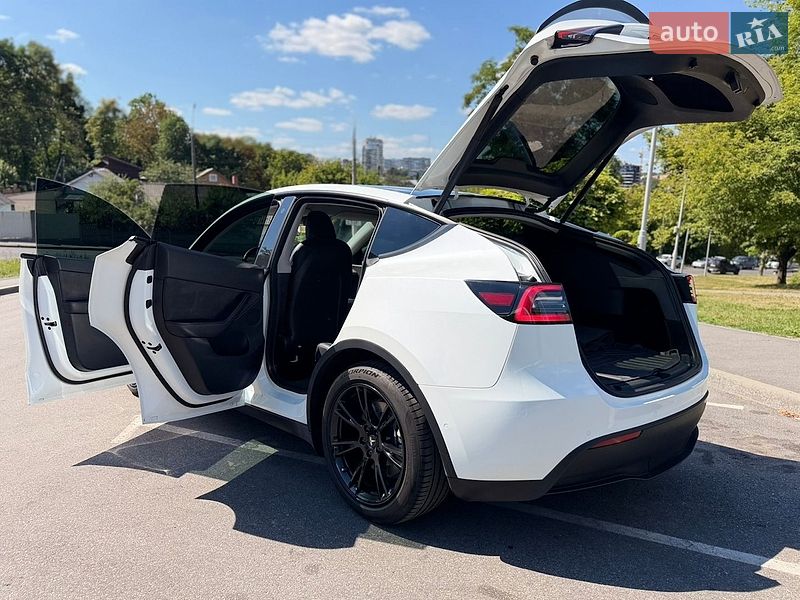 Позашляховик / Кросовер Tesla Model Y 2021 в Вінниці фото 25 Позашляховик / Кросовер Tesla Model Y 2021 в Вінниці