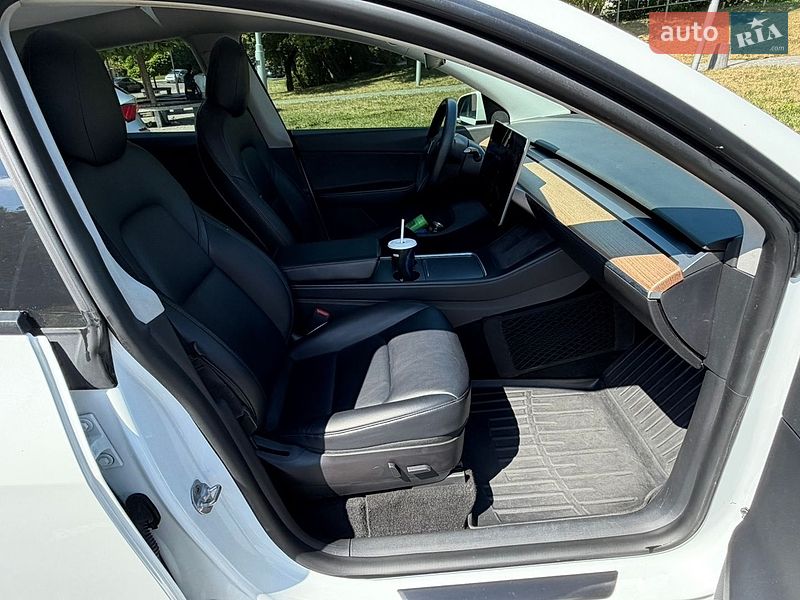 Позашляховик / Кросовер Tesla Model Y 2021 в Вінниці фото 32 Позашляховик / Кросовер Tesla Model Y 2021 в Вінниці