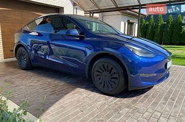 Позашляховик / Кросовер Tesla Model Y 2024 в Дніпрі