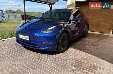 Внедорожник / Кроссовер Tesla Model Y 2024 в Днепре