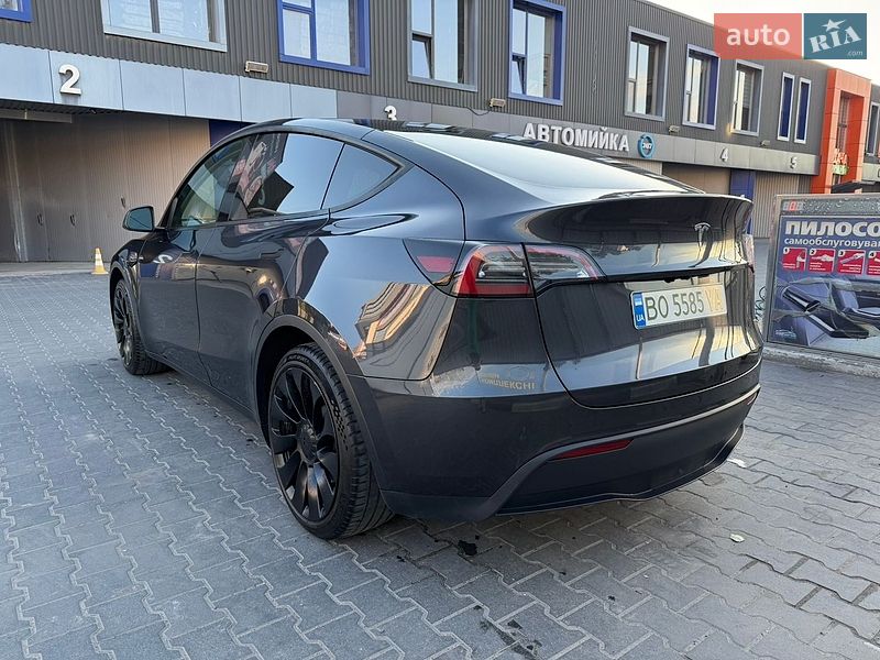 Внедорожник / Кроссовер Tesla Model Y 2024 в Тернополе