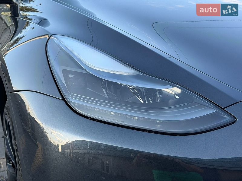 Внедорожник / Кроссовер Tesla Model Y 2024 в Тернополе
