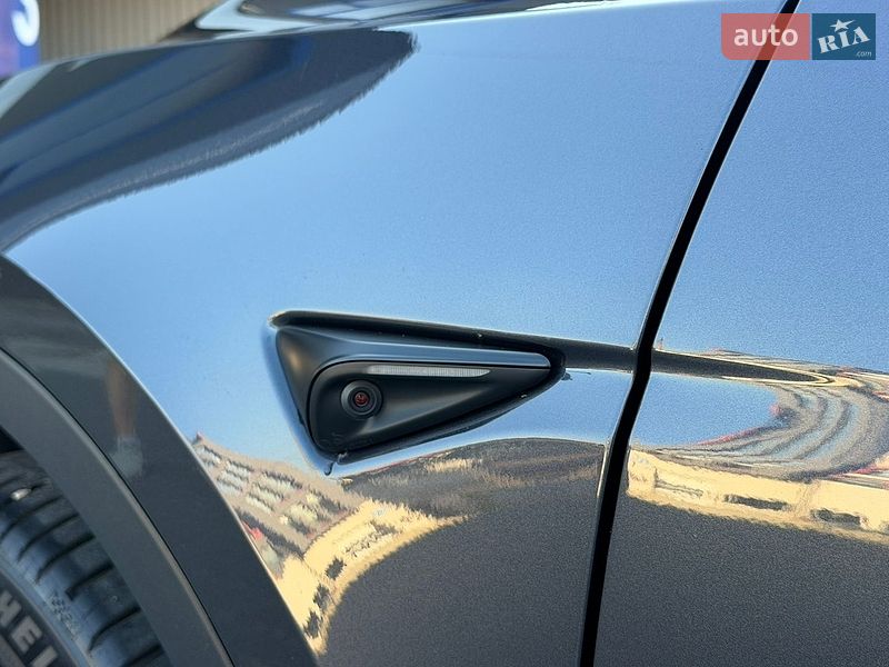 Внедорожник / Кроссовер Tesla Model Y 2024 в Тернополе