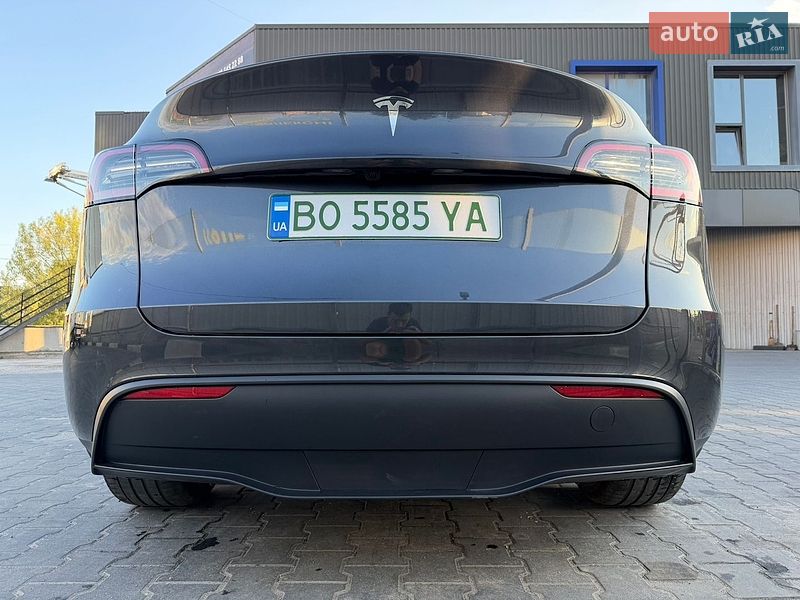 Внедорожник / Кроссовер Tesla Model Y 2024 в Тернополе