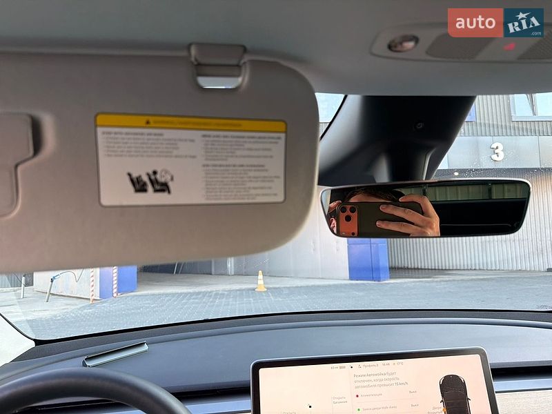 Внедорожник / Кроссовер Tesla Model Y 2024 в Тернополе