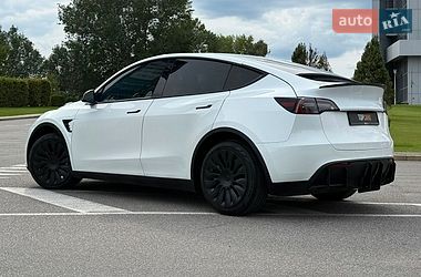 Внедорожник / Кроссовер Tesla Model Y 2021 в Киеве
