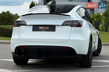 Внедорожник / Кроссовер Tesla Model Y 2021 в Киеве