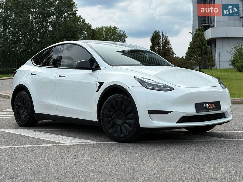 Внедорожник / Кроссовер Tesla Model Y 2021 в Киеве