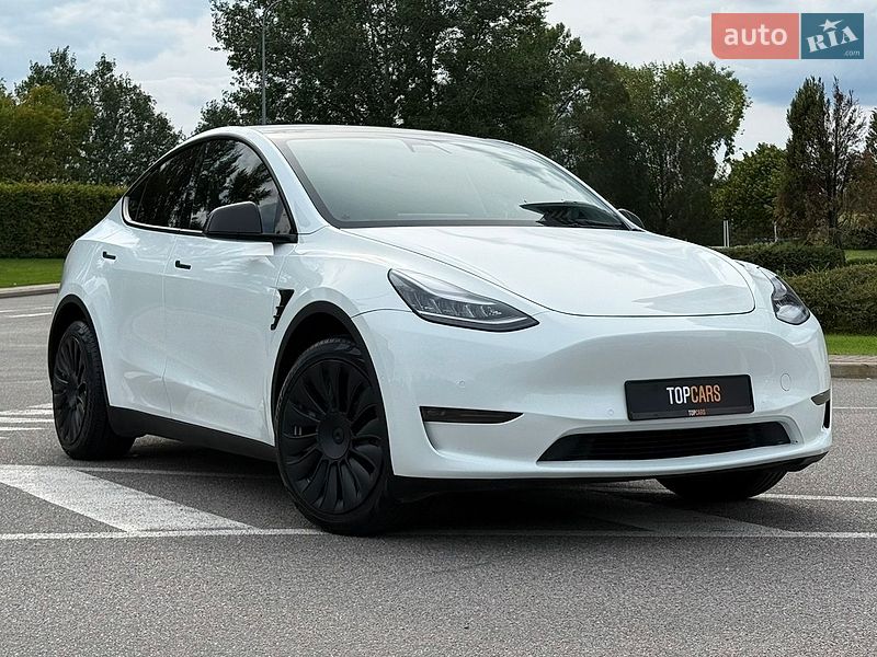 Внедорожник / Кроссовер Tesla Model Y 2021 в Киеве