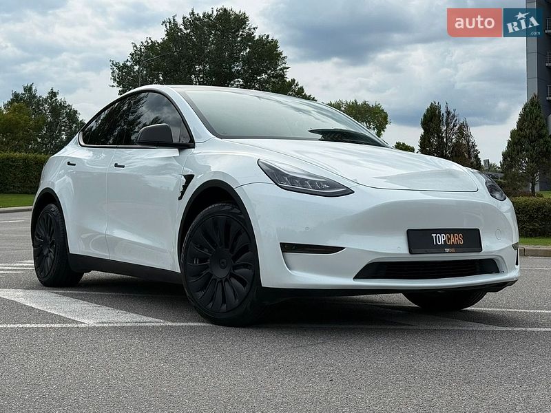 Внедорожник / Кроссовер Tesla Model Y 2021 в Киеве