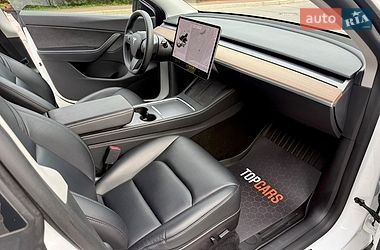 Внедорожник / Кроссовер Tesla Model Y 2021 в Киеве