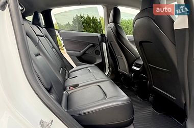 Внедорожник / Кроссовер Tesla Model Y 2021 в Киеве